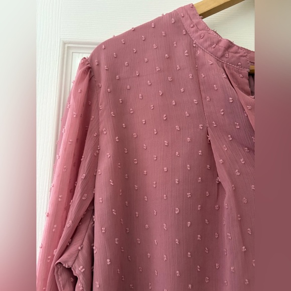 Blousology jacquard dot button down front blouse pink size 1X - Picture 8 of 16